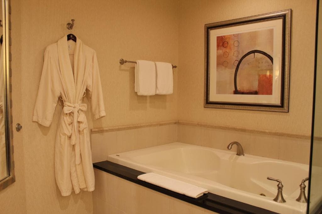 Luxury Suites International at The Signature - 31