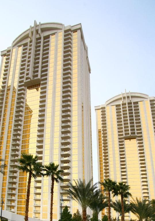 Luxury Suites International at The Signature - 35