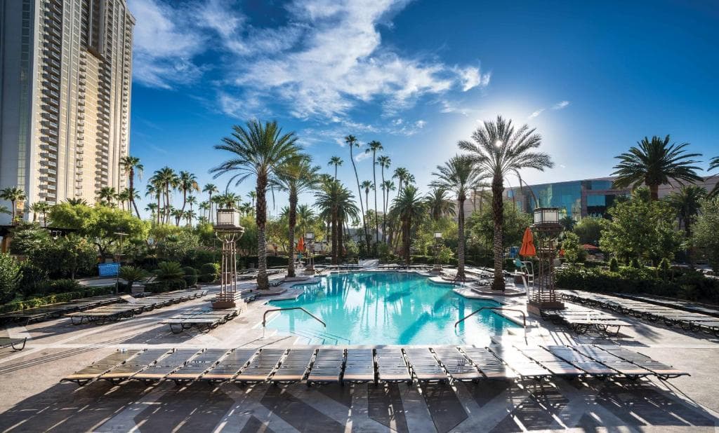 The SKYLOFTS at MGM Grand - 4
