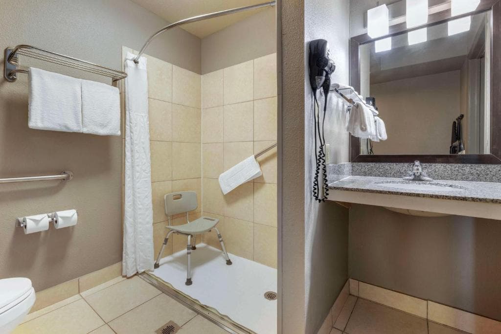 Best Western McCarran Inn - 3