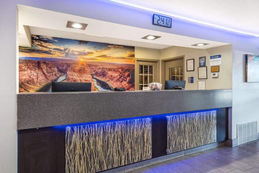 Best Western McCarran Inn - 8