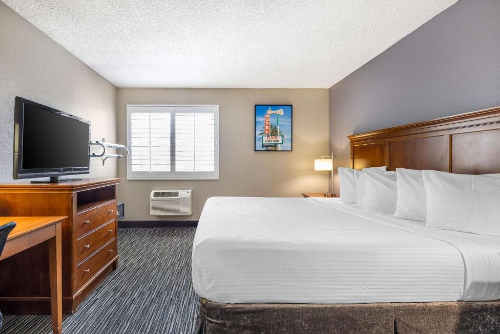 Best Western McCarran Inn - 12