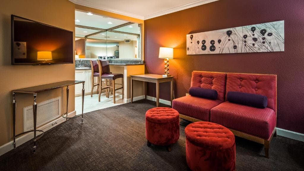 Best Western Plus Casino Royale - 4