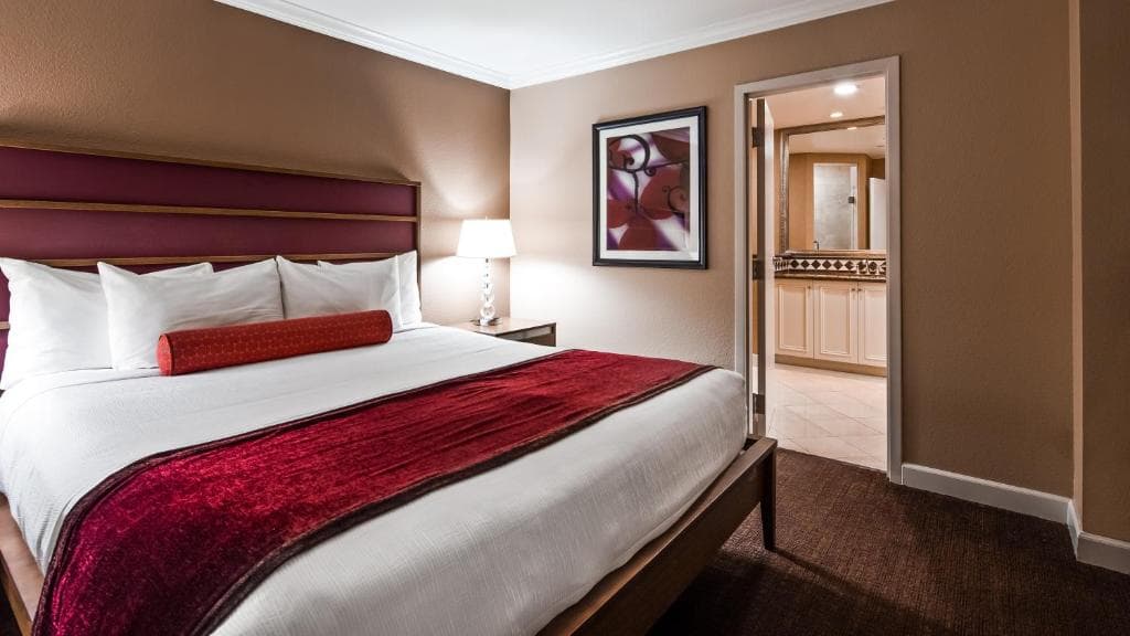 Best Western Plus Casino Royale - 20