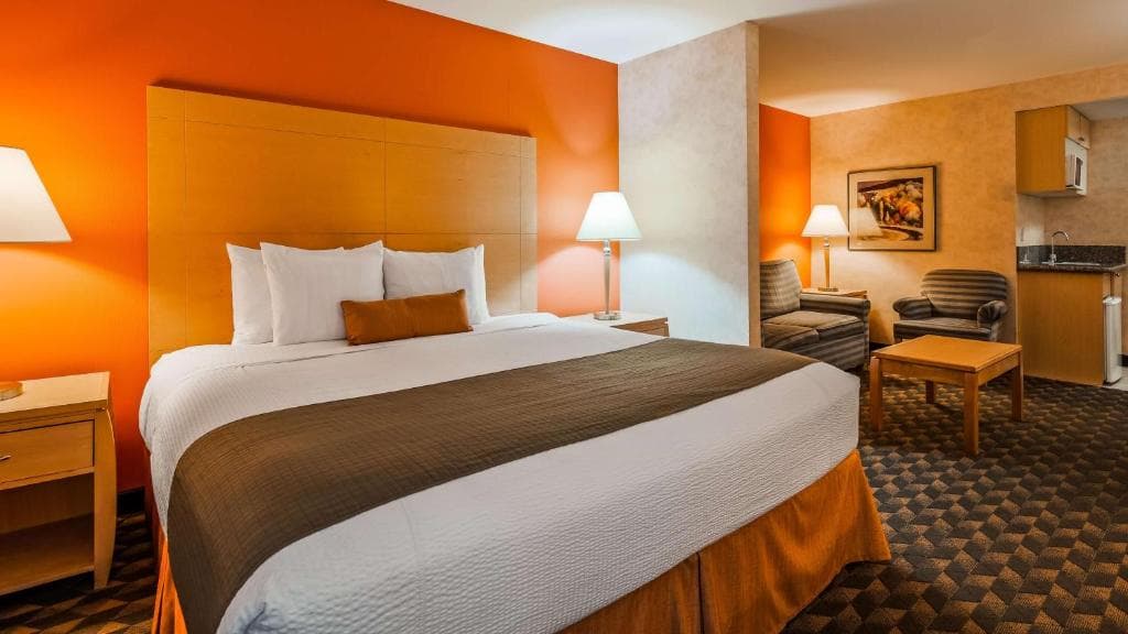 Best Western Plus North Las Vegas Inn & Suites - 41
