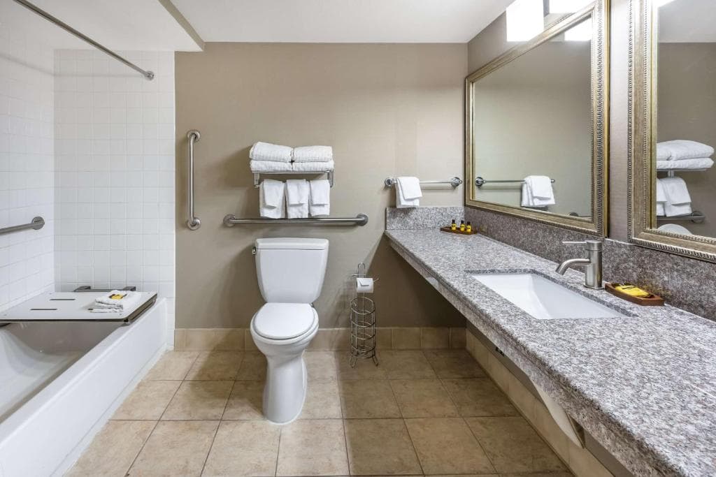 Best Western Plus North Las Vegas Inn & Suites - 43