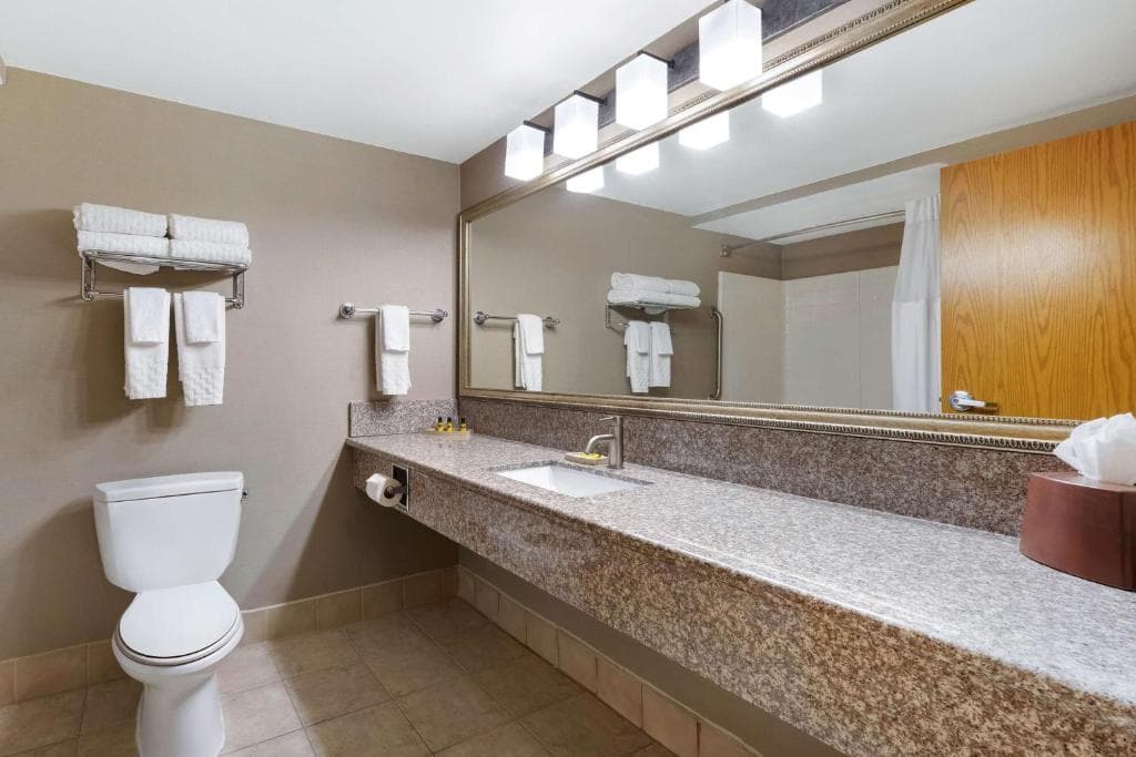 Best Western Plus North Las Vegas Inn & Suites - 44