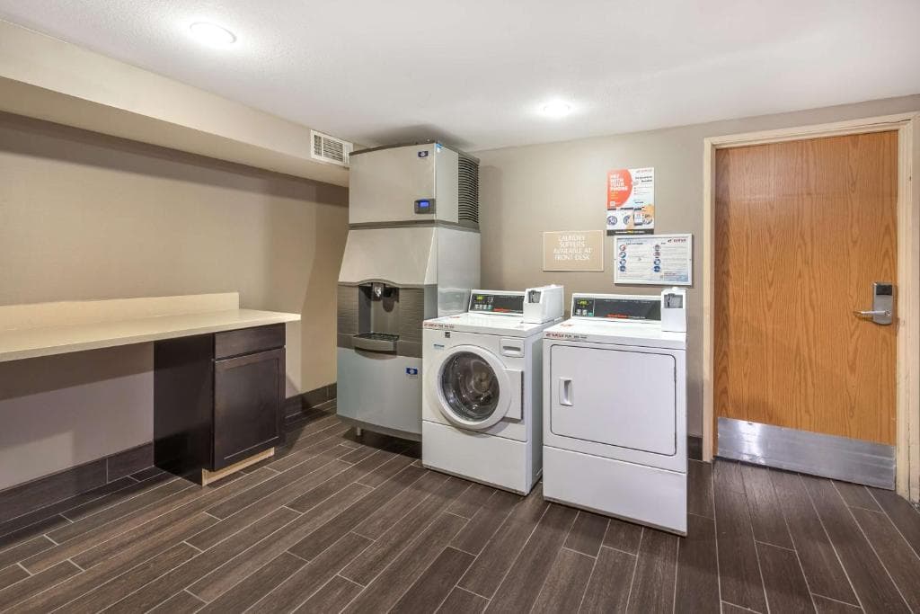 Best Western Plus North Las Vegas Inn & Suites - 45