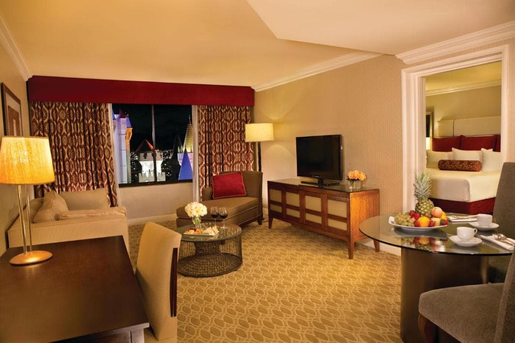 Excalibur Hotel & Casino - 31