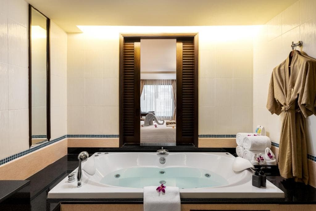 Patong Paragon Resort & Spa SHA Extra Plus - 27
