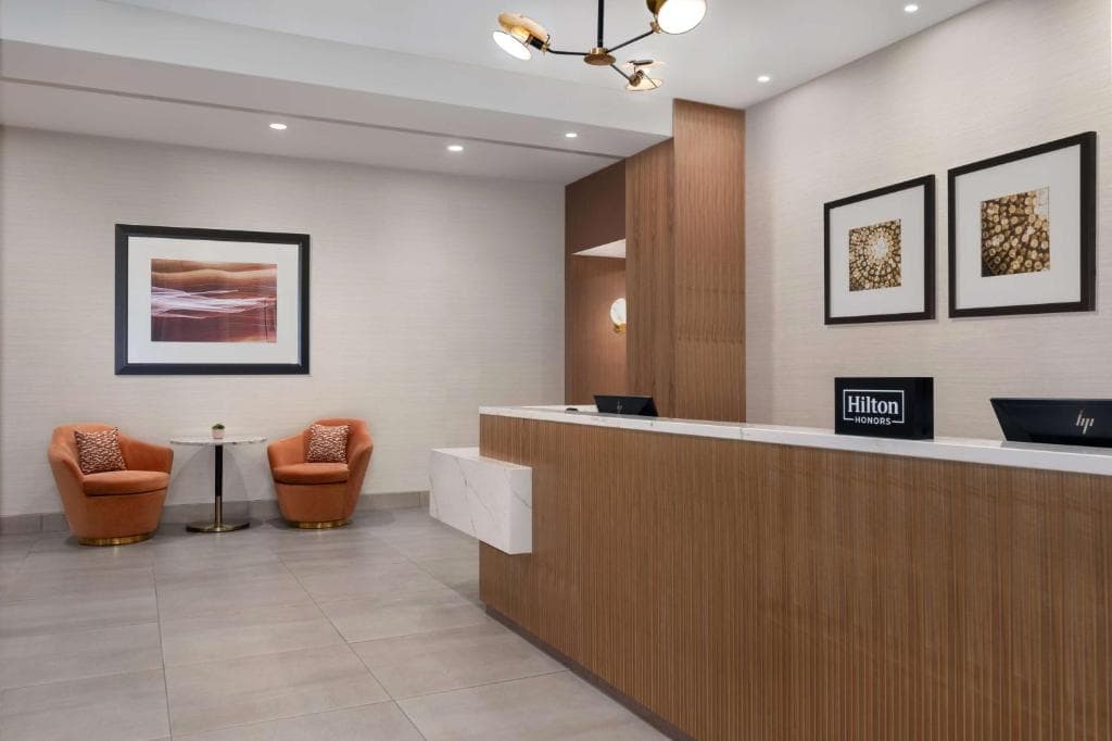 DoubleTree by Hilton Las Vegas East Flamingo - 7