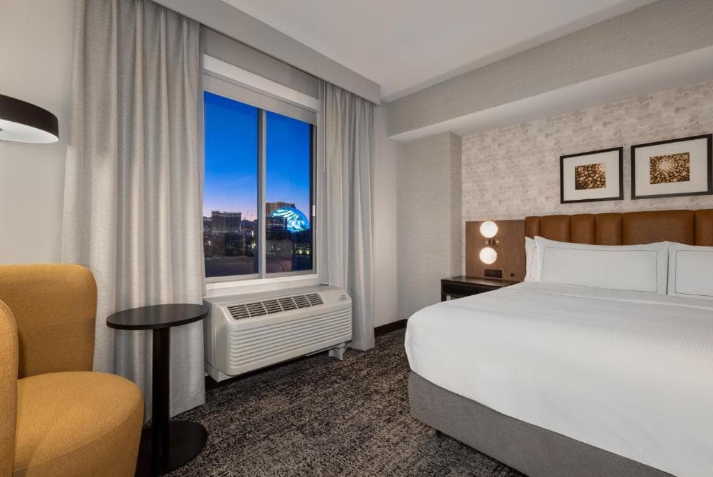 DoubleTree by Hilton Las Vegas East Flamingo - 8