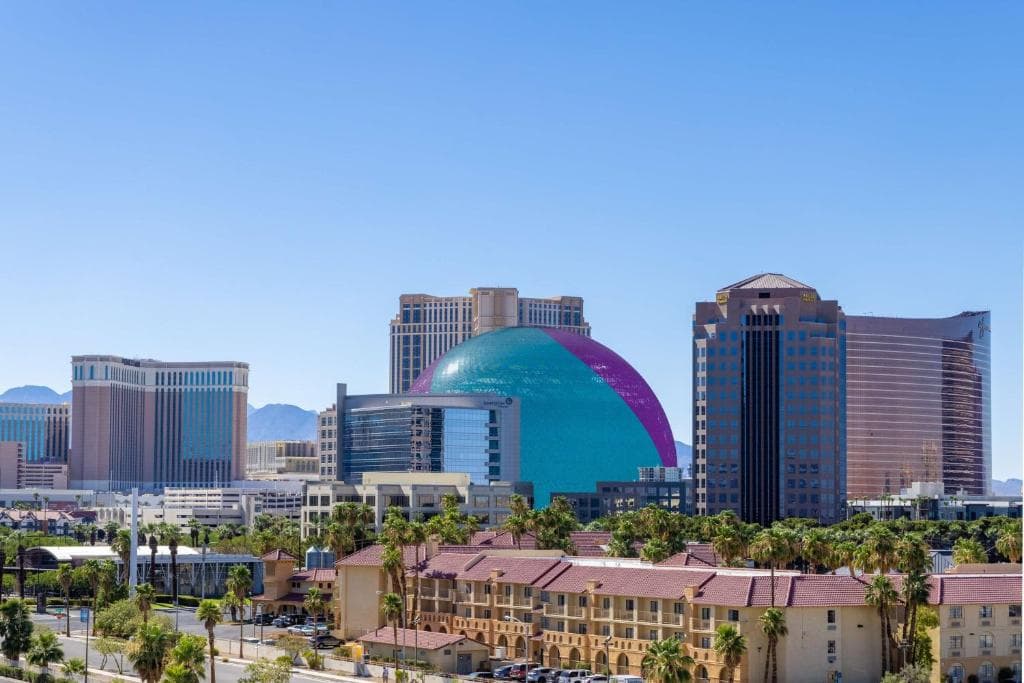 DoubleTree by Hilton Las Vegas East Flamingo - 34