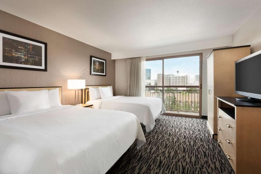 Embassy Suites by Hilton Convention Center Las Vegas - 2