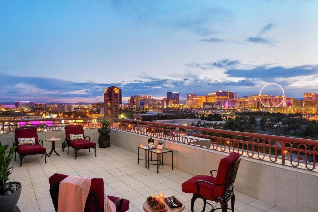 Embassy Suites by Hilton Convention Center Las Vegas - 20