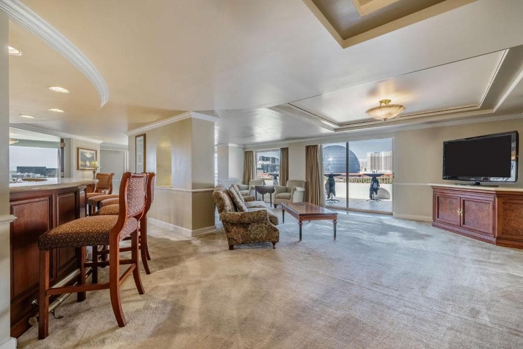 Embassy Suites by Hilton Convention Center Las Vegas - 42
