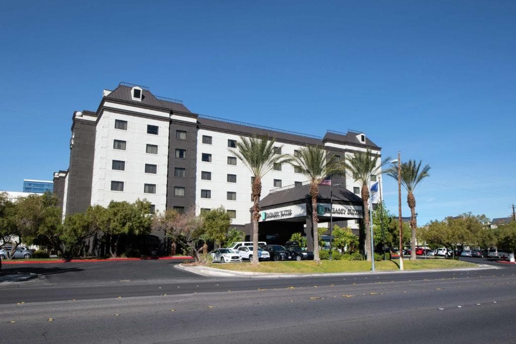 Embassy Suites by Hilton Las Vegas - 9