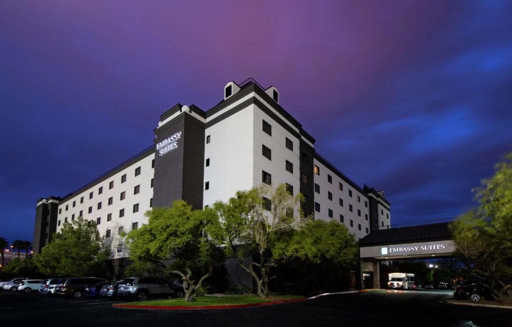 Embassy Suites by Hilton Las Vegas - 10