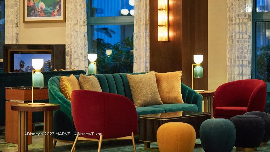 Disney's Hollywood Hotel - 21