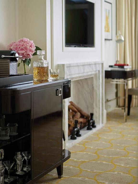 The Langham Hong Kong - 40