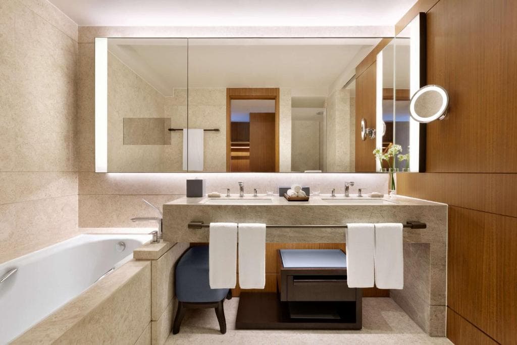 Kerry Hotel, Hong Kong - 12