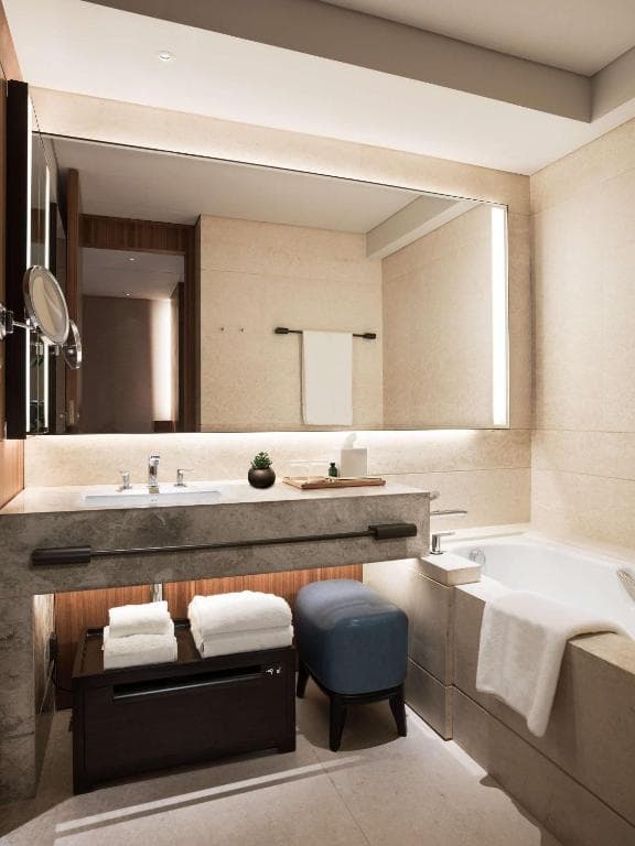 Kerry Hotel, Hong Kong - 13