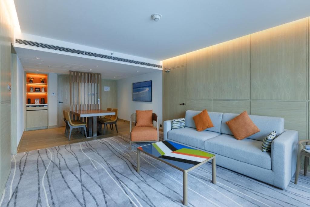 New World Millennium Hong Kong Hotel - 8
