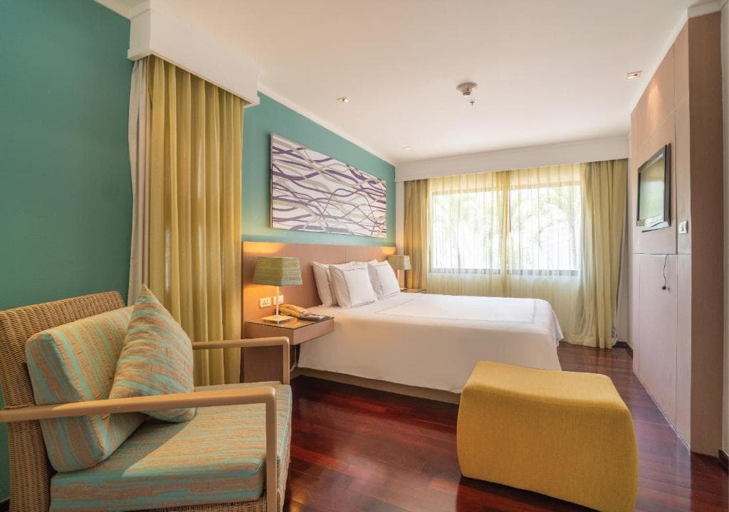 Radisson Resort and Suites Phuket - 7