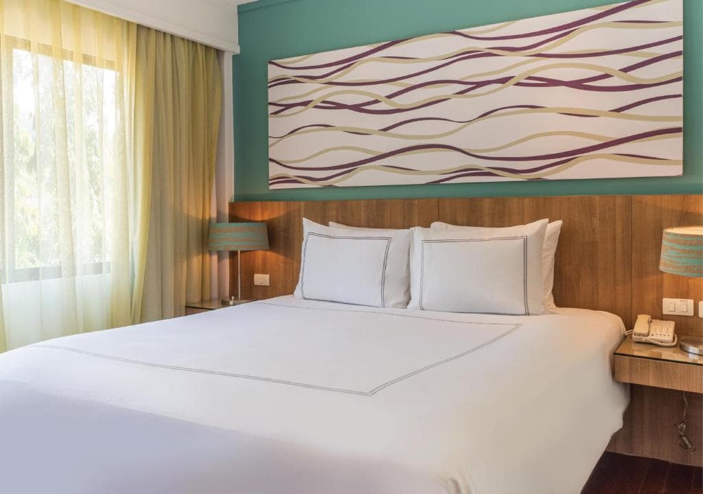 Radisson Resort and Suites Phuket - 28
