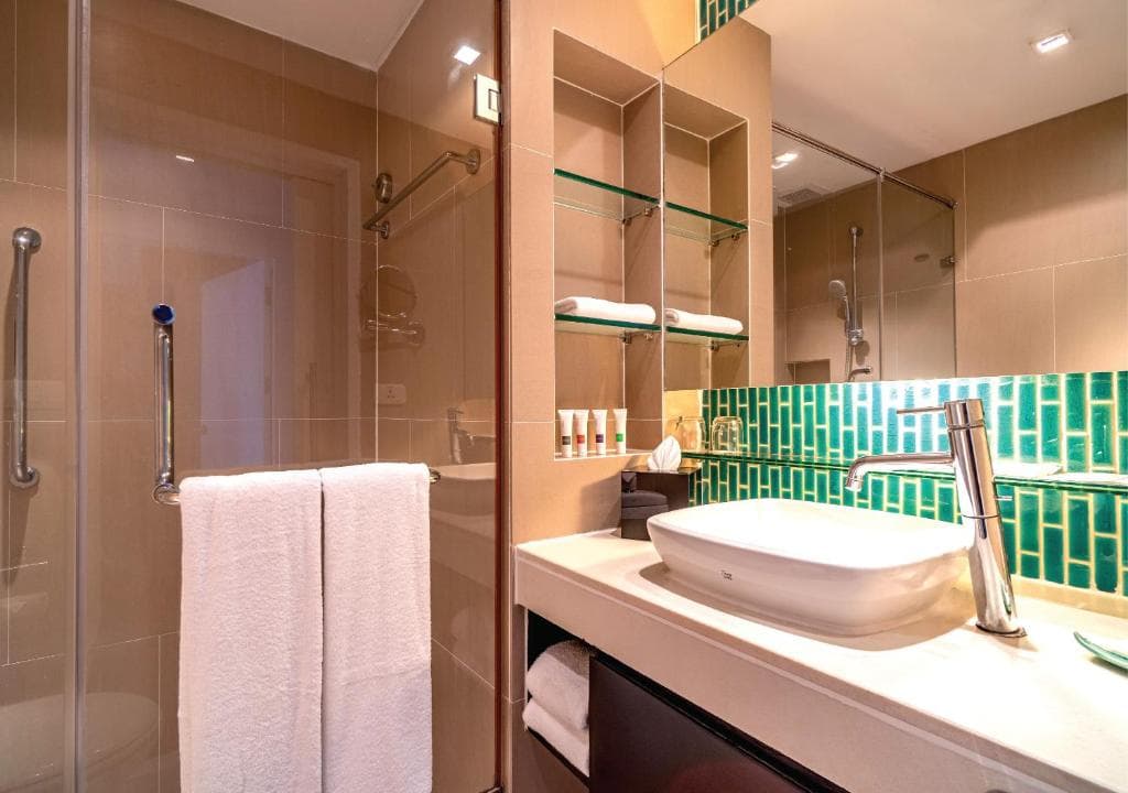 Radisson Resort and Suites Phuket - 35