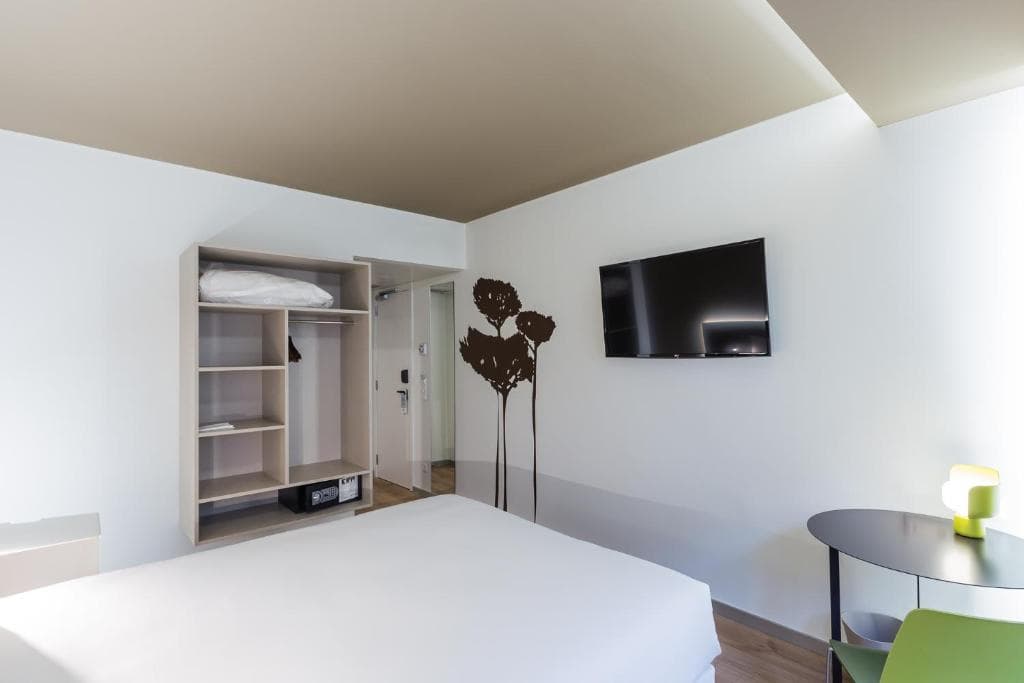 ibis Styles Lisboa Centro Marquês de Pombal - 25
