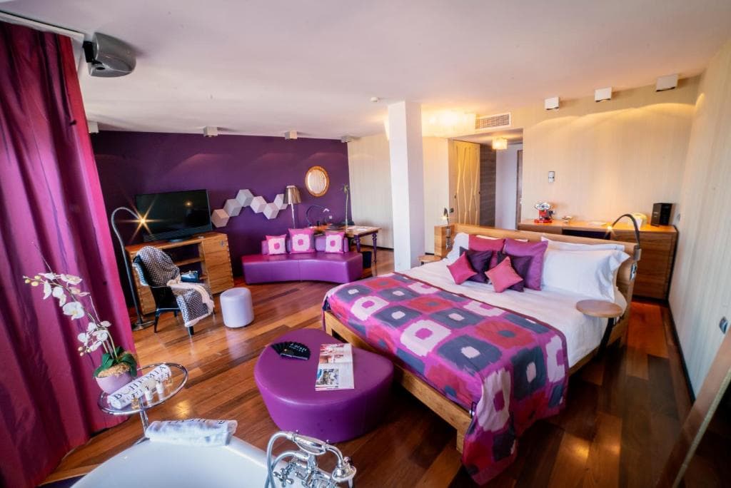 Bohemia Suites & Spa - Adults Only - 42