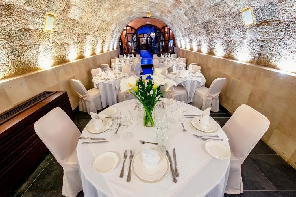 Avalon Boutique Hotel - 4
