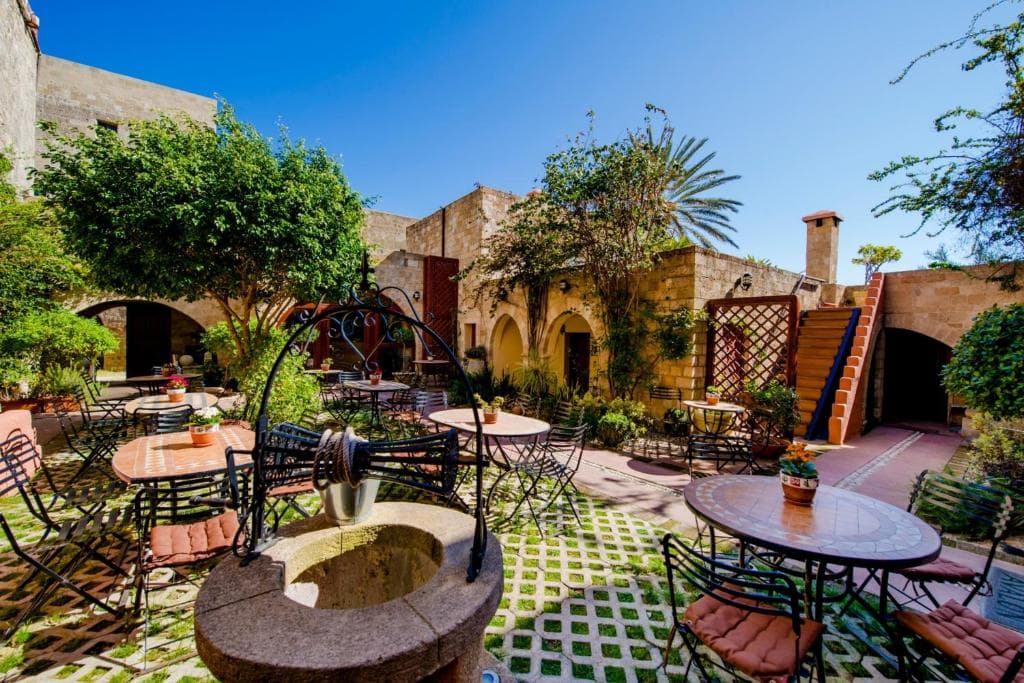 Avalon Boutique Hotel - 6