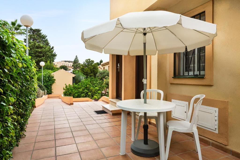 Ramada Hotel & Suites by Wyndham Costa del Sol - 32