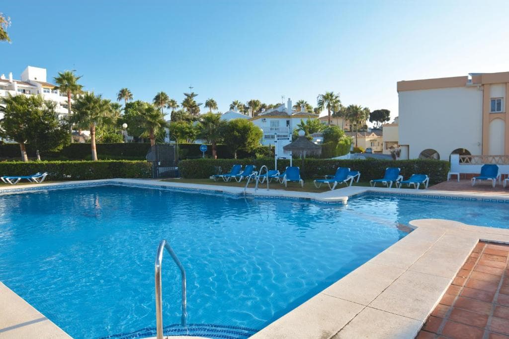 Ramada Hotel & Suites by Wyndham Costa del Sol - 41