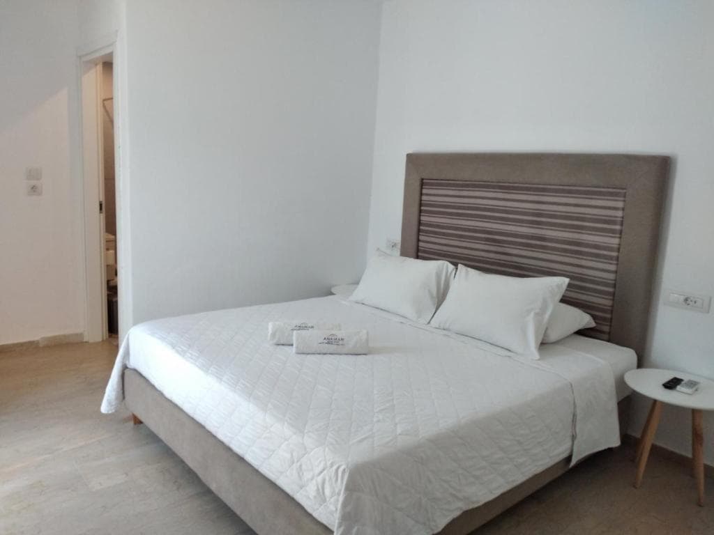 Anamar Santorini - 22