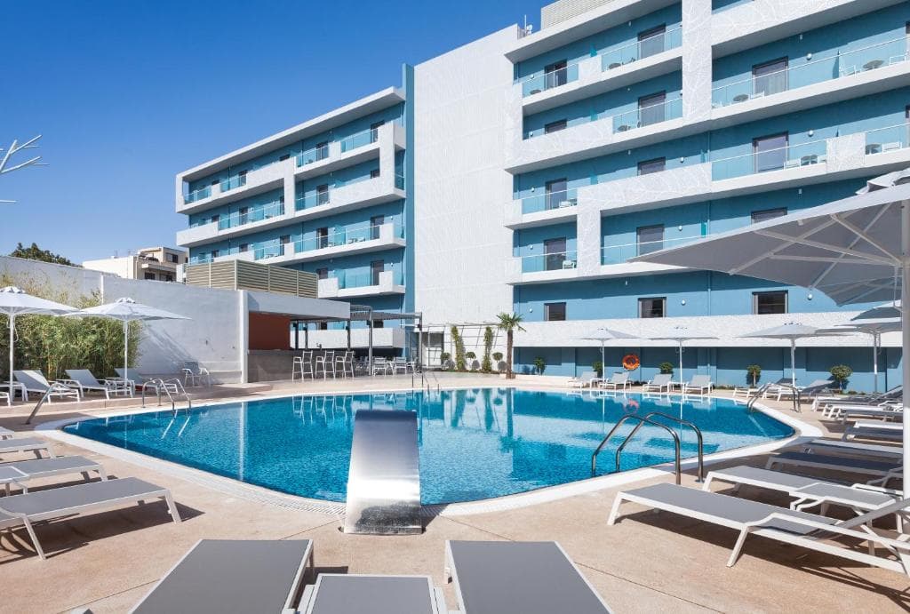 Blue Lagoon City Hotel - 6