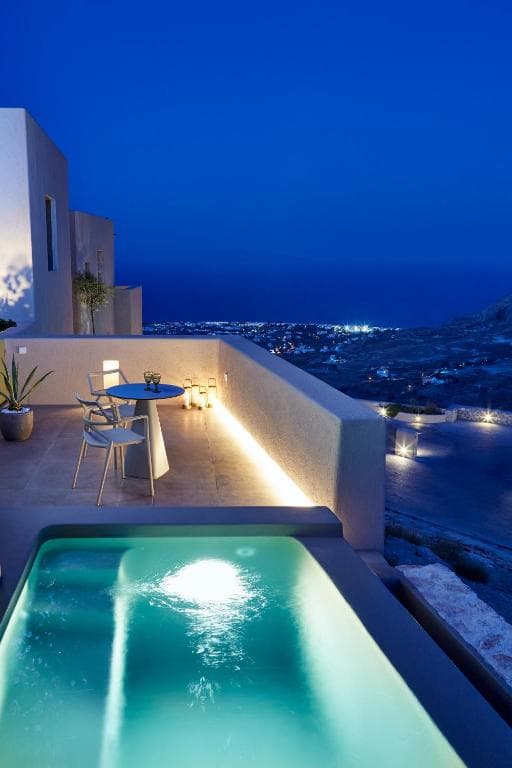 Aeon Suites - 1