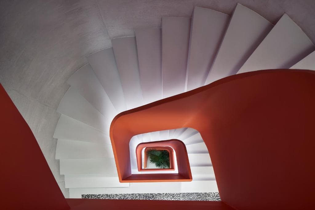 The Newel Metaxourgeio - 18
