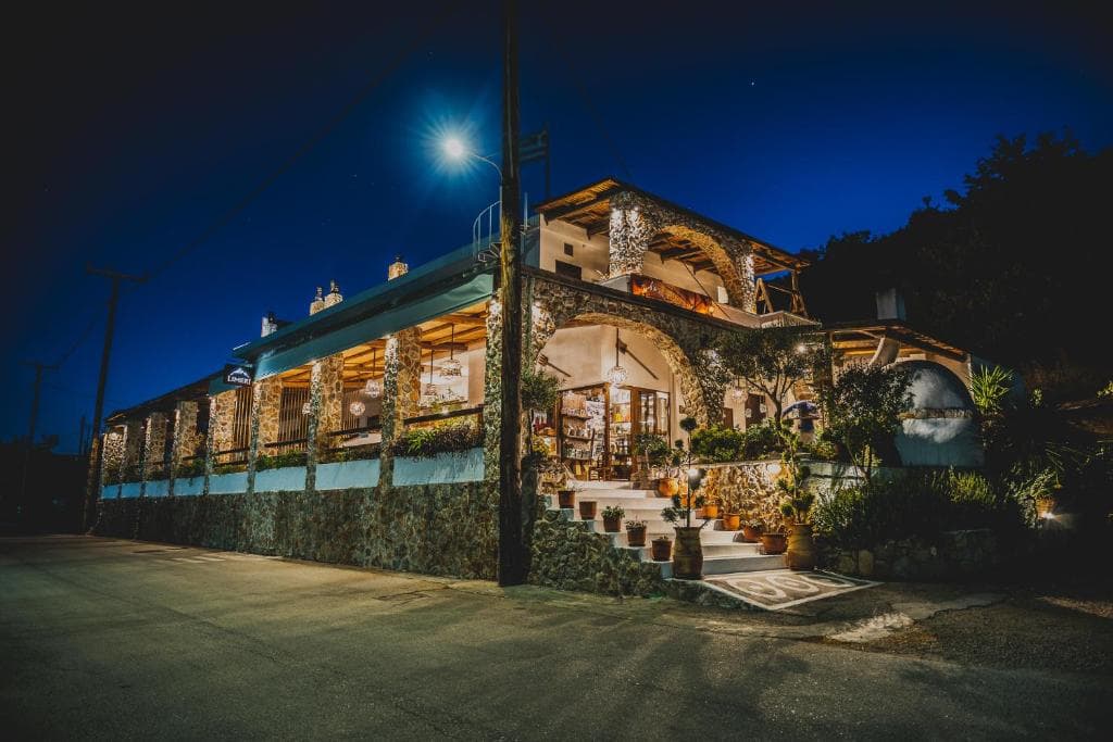 Limeri Traditional Guest House - 6