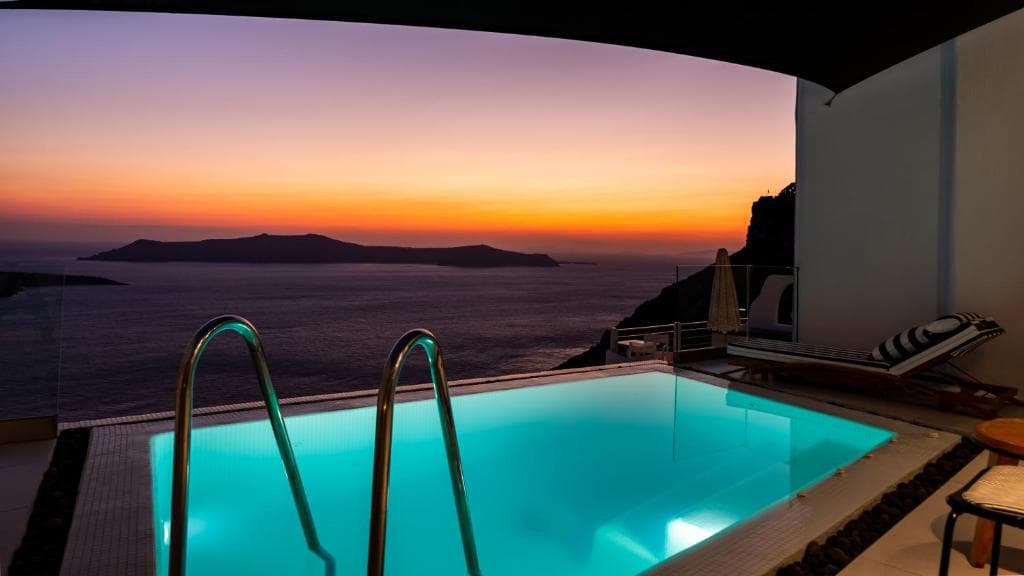Daydream Luxury Suites - 6