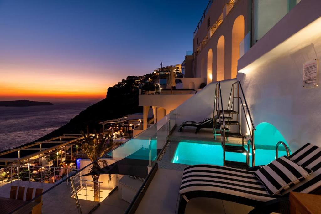 Daydream Luxury Suites - 10