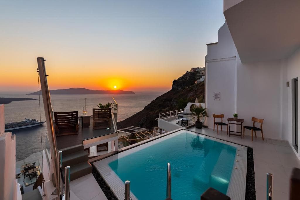Daydream Luxury Suites - 12