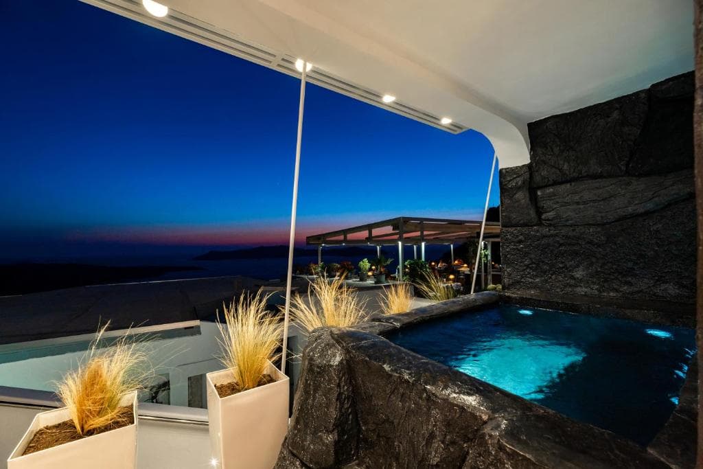 Daydream Luxury Suites - 19