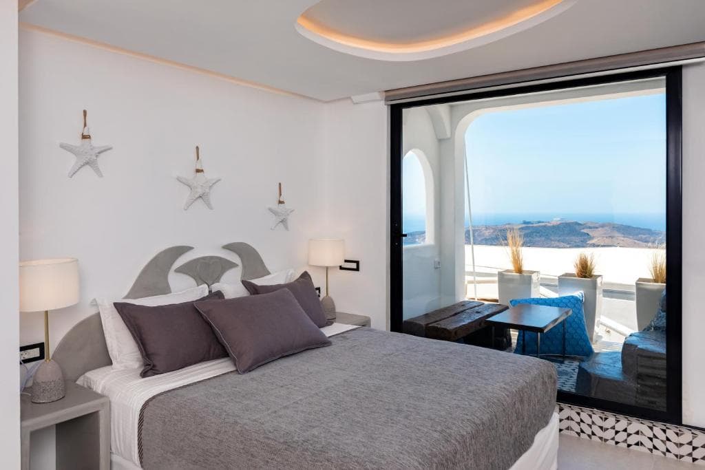 Daydream Luxury Suites - 34