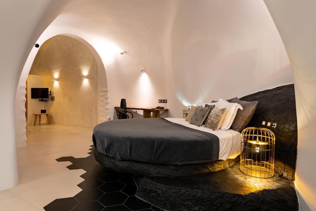 Daydream Luxury Suites - 41