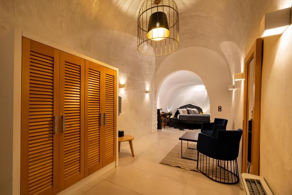 Daydream Luxury Suites - 42