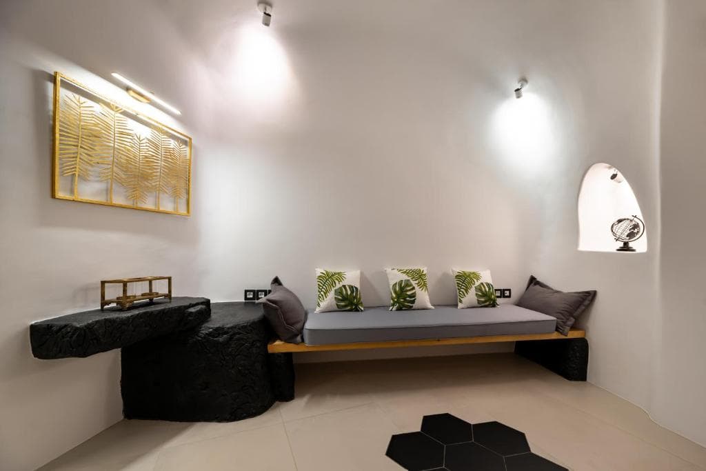 Daydream Luxury Suites - 43