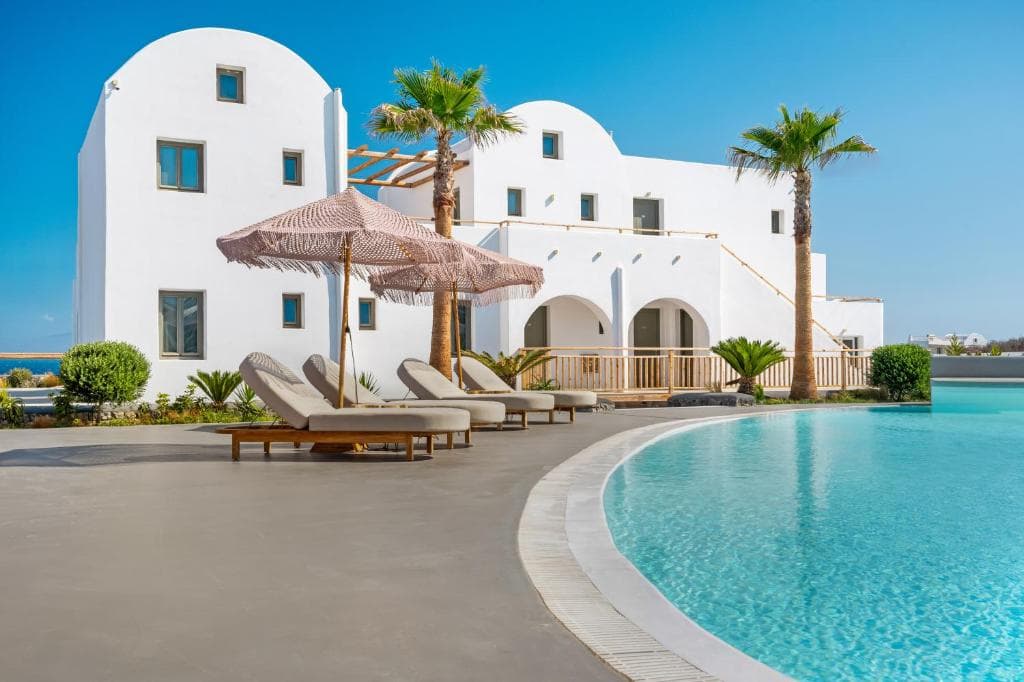 Amethyst Luxury Suites - 3